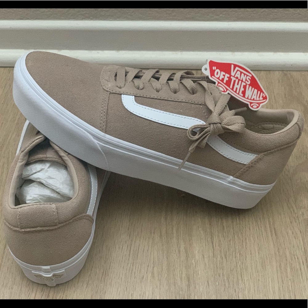 Vans - Ward Platform Suede Trainers